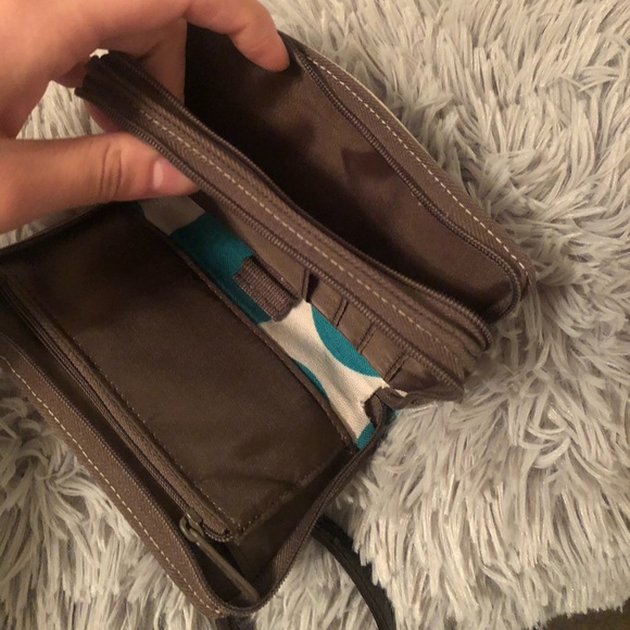 Thirty One Wristlet Wallet. - Picture 4 of 7